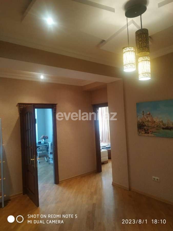 Satılır, yeni tikili, 3 otaqlı, 120 m², Bakı, Binəqədi r, 7-ci mikrorayon q, Azadlıq prospekti m.
