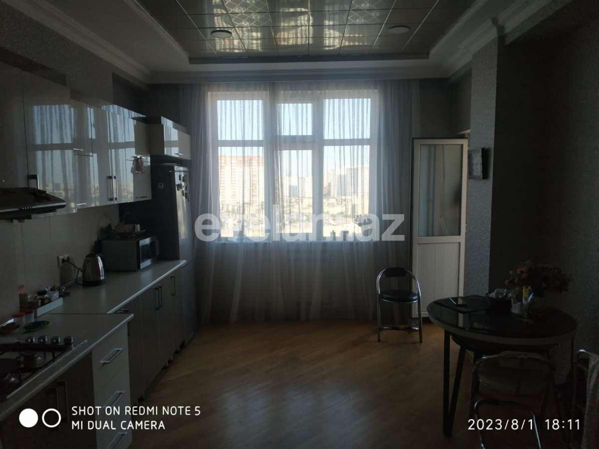 Satılır, yeni tikili, 3 otaqlı, 120 m², Bakı, Binəqədi r, 7-ci mikrorayon q, Azadlıq prospekti m.
