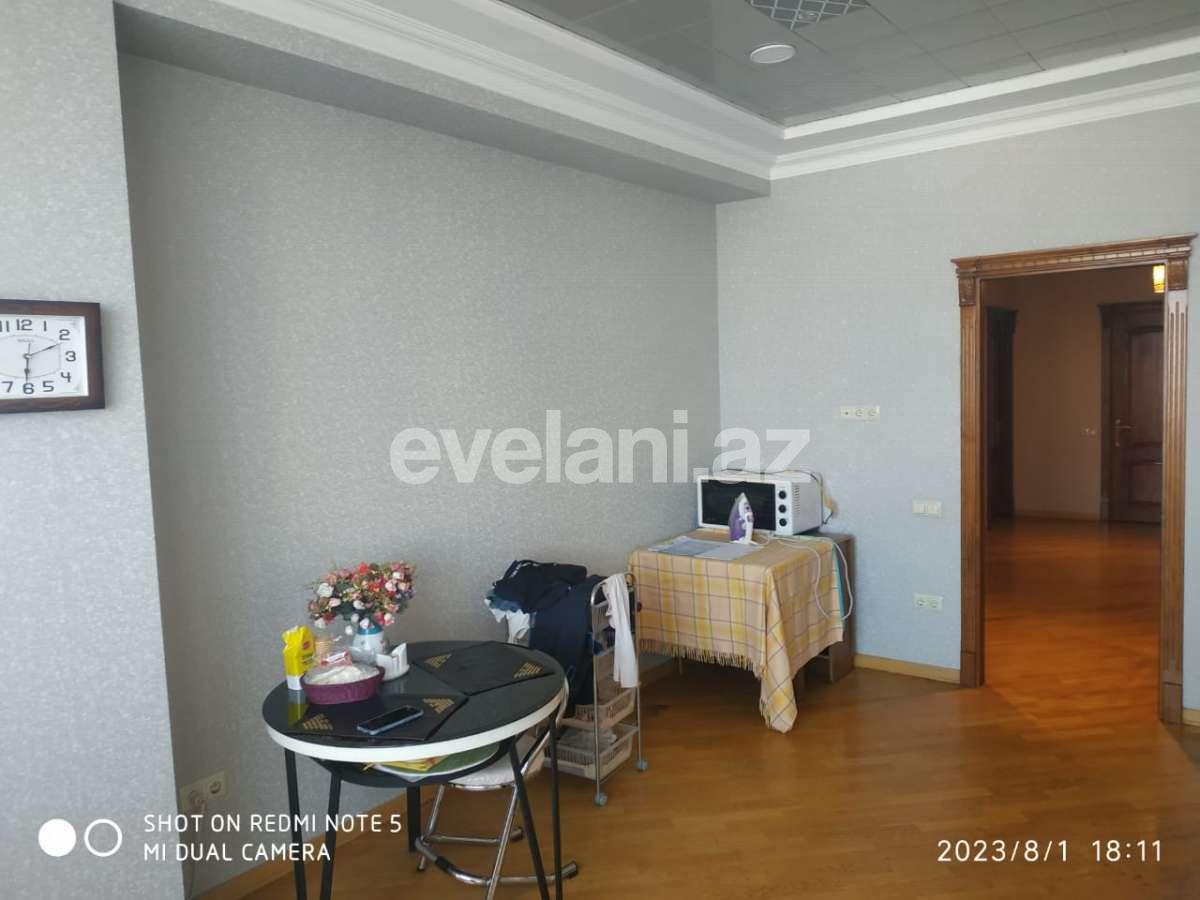 Satılır, yeni tikili, 3 otaqlı, 120 m², Bakı, Binəqədi r, 7-ci mikrorayon q, Azadlıq prospekti m.