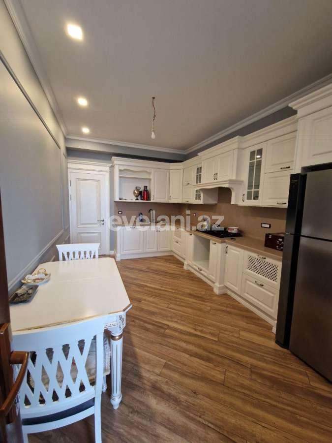 Satılır, yeni tikili, 3 otaqlı, 122 m², Bakı, Xətai r, Əhmədli q, Həzi Aslanov m.