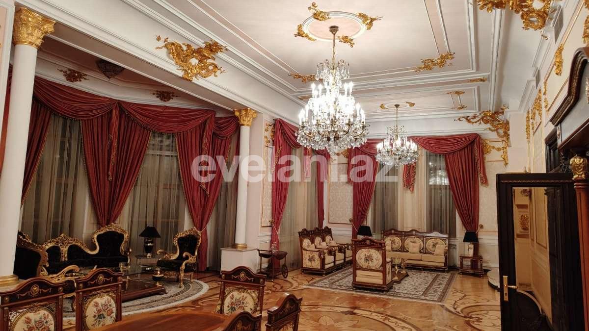 Satılır, həyət evi / bağ, 10 otaqlı, 650 m², Bakı, Nəsimi r, Gənclik m.