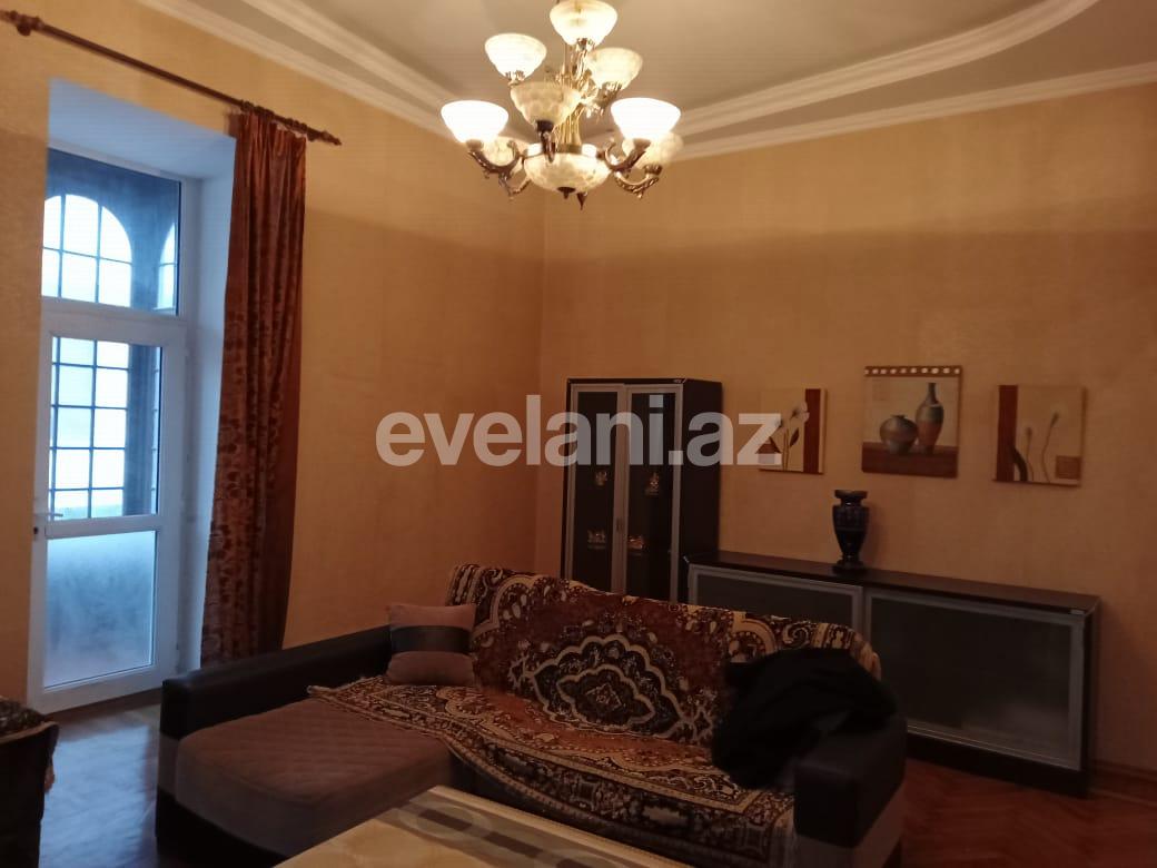 Kirayə verilir, köhnə tikili, 4 otaqlı, 170 m², Bakı, Səbail r, Sahil m.
