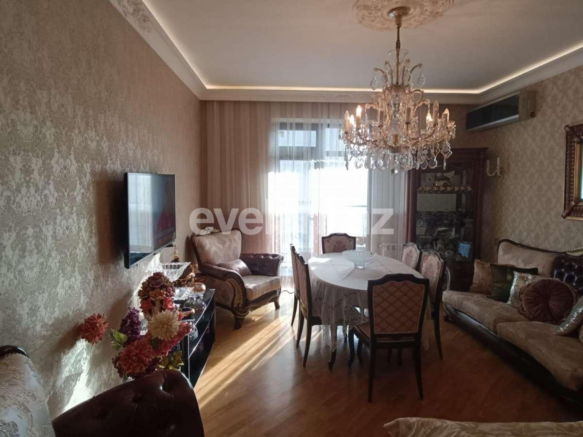 Kirayə verilir, yeni tikili, 2 otaqlı, 68 m², Bakı, Yasamal r, 8 Noyabr m.