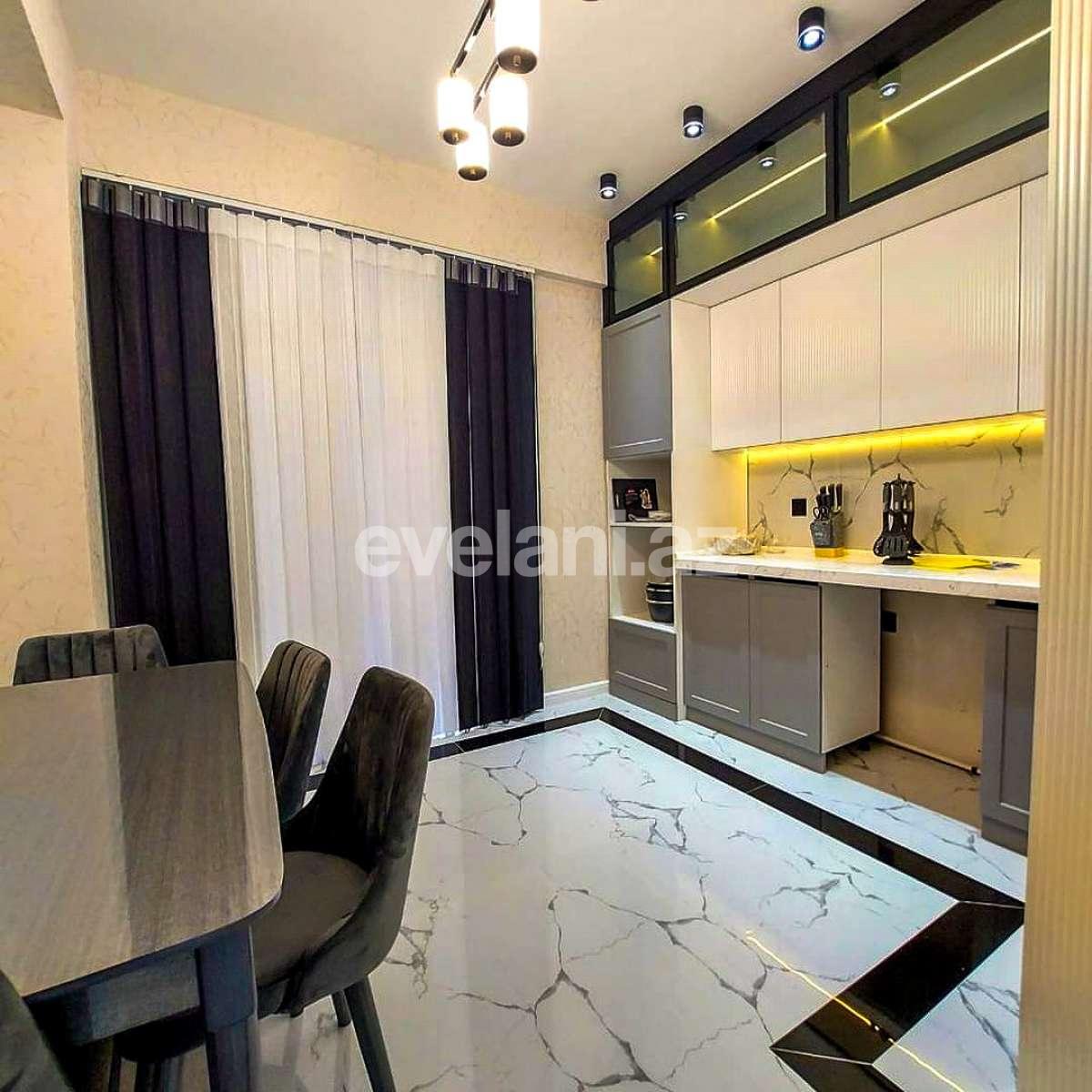 Satılır, yeni tikili, 3 otaqlı, 128 m², Bakı, Nizami r, Qara Qarayev m.