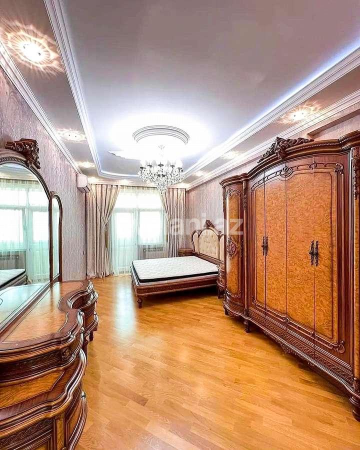 Satılır, yeni tikili, 2 otaqlı, 90 m², Bakı, Nizami r, Neftçilər m.