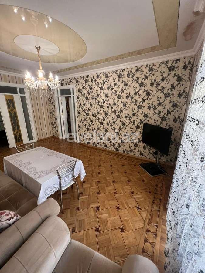 Rent, old building, 4 room, 170 m², Baku, Nasimi r, Sahil m.