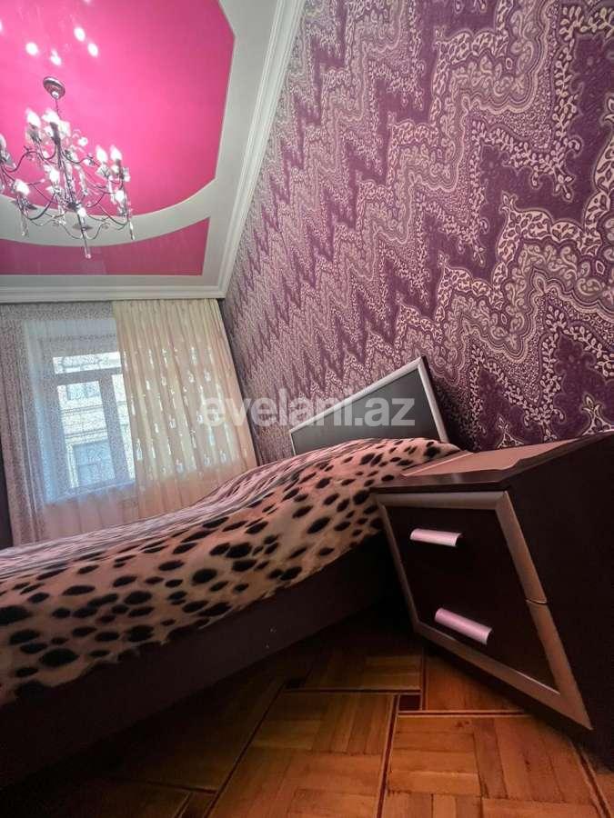 Rent, old building, 4 room, 170 m², Baku, Nasimi r, Sahil m.