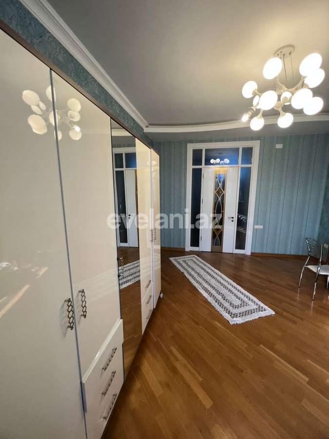 Rent, old building, 4 room, 170 m², Baku, Nasimi r, Sahil m.