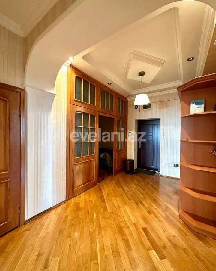 Satılır, yeni tikili, 4 otaqlı, 132 m², Bakı, Nəsimi r, 5-ci mikrorayon q, Memar Əcəmi m.