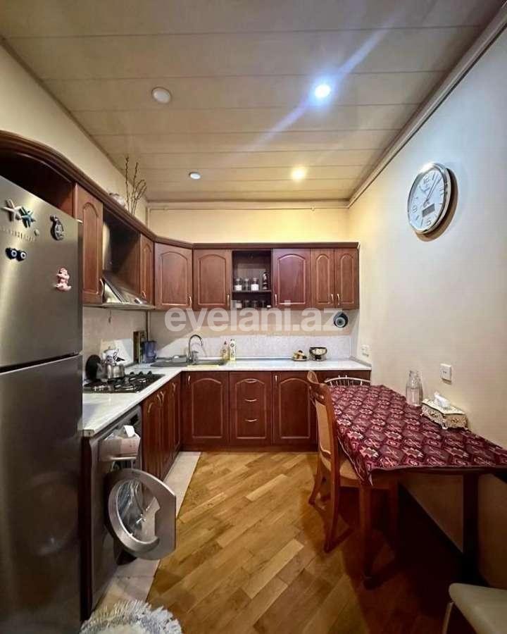 Satılır, yeni tikili, 4 otaqlı, 132 m², Bakı, Nəsimi r, 5-ci mikrorayon q, Memar Əcəmi m.