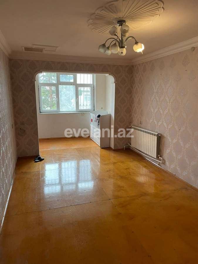 Продаётся, вторичка, 3-комнаты, 68 m², Баку, Низаминский r, Халглар Достлугу m.