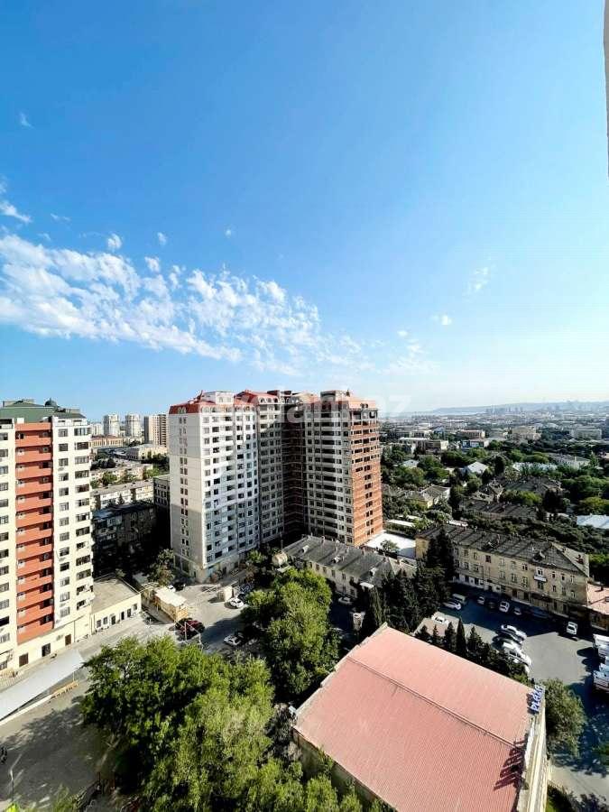 Satılır, yeni tikili, 3 otaqlı, 133 m², Bakı, Nizami r, Neftçilər m.