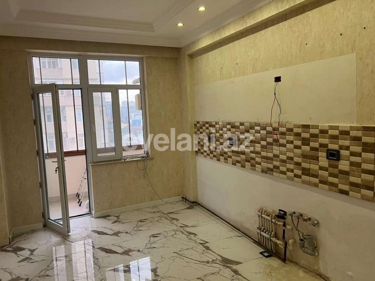 Satılır, yeni tikili, 3 otaqlı, 116.99 m², Bakı, Nəsimi r, 3-cü mikrorayon q, 8 Noyabr m.