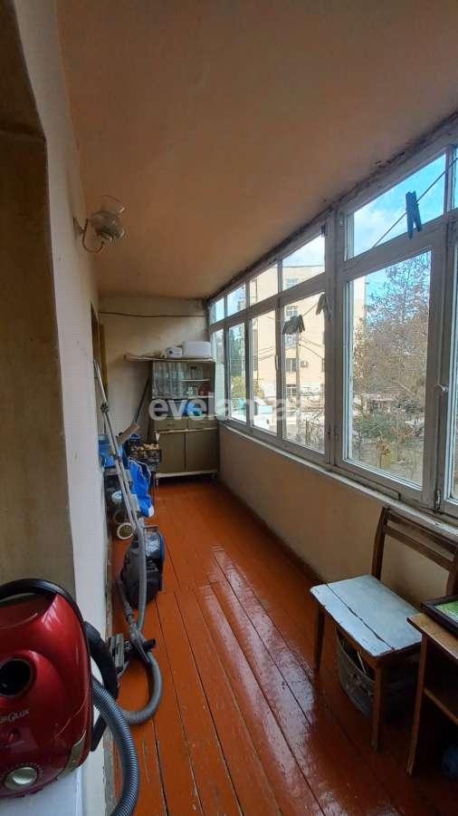 Продаётся, вторичка, 3-комнаты, 50 m², Баку, Низаминский r, Нефтчиляр m.