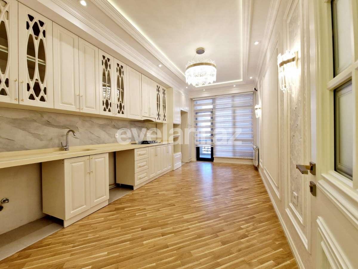 Satılır, yeni tikili, 3 otaqlı, 115 m², Bakı, Nizami r, Qara Qarayev m.