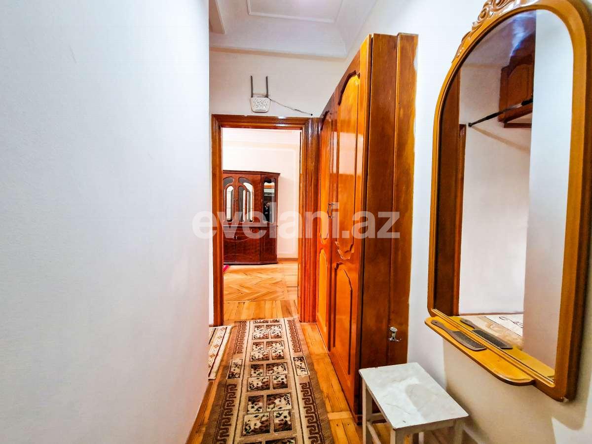 Satılır, köhnə tikili, 2 otaqlı, 50 m², Bakı, Nizami r, Neftçilər m.