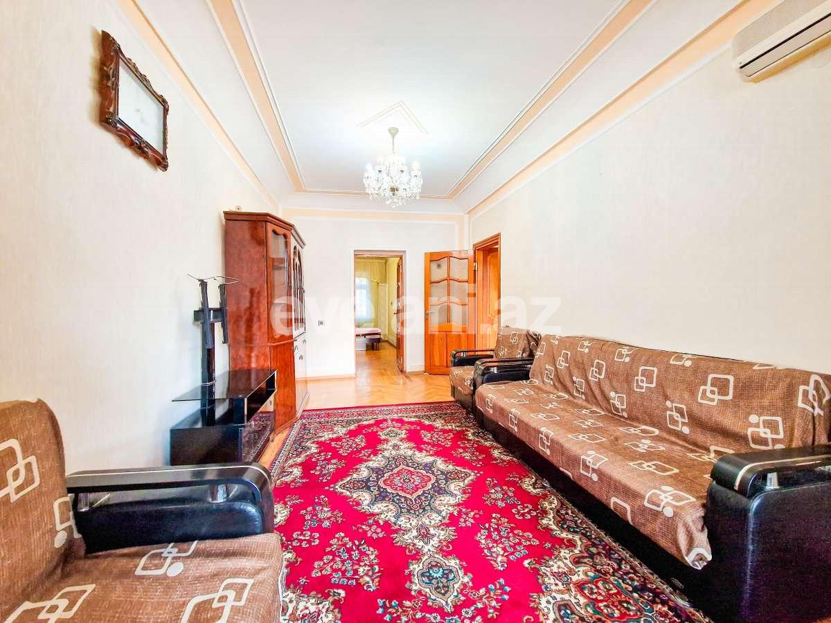 Satılır, köhnə tikili, 2 otaqlı, 50 m², Bakı, Nizami r, Neftçilər m.