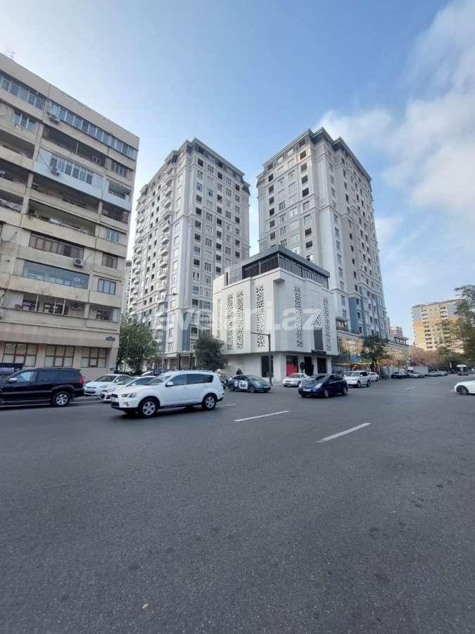 Rent, new building, 3 room, 130 m², Baku, Nasimi r.