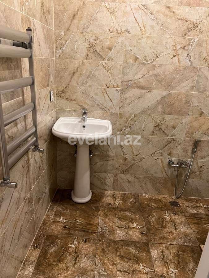 Сдаётся, новостройка, 3-комнаты, 97 m², Баку, Бинагадинский r, М. Расулзаде p, Азадлыг проспекти m.