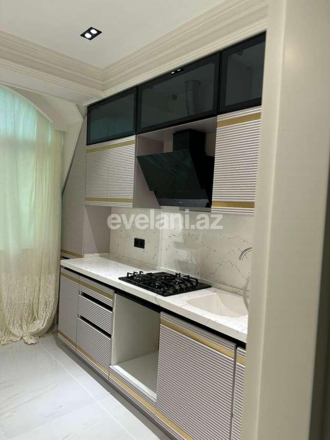 Rent, new building, 3 room, 117 m², Baku, Nasimi r.
