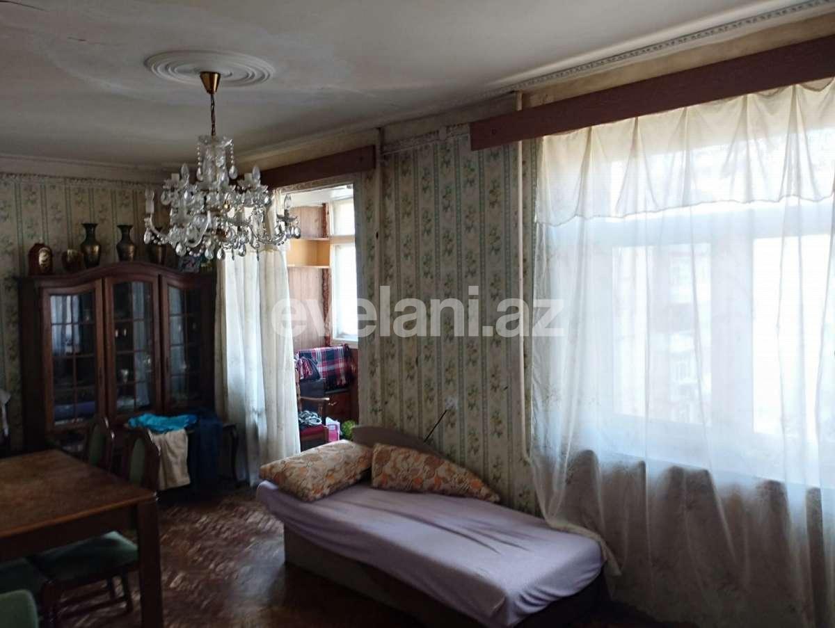 Sale, old building, 4 room, 90 m², Baku, Khatai r, Hazi Aslanov m.
