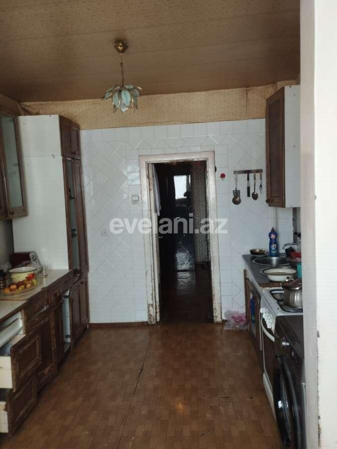 Sale, old building, 4 room, 90 m², Baku, Khatai r, Hazi Aslanov m.