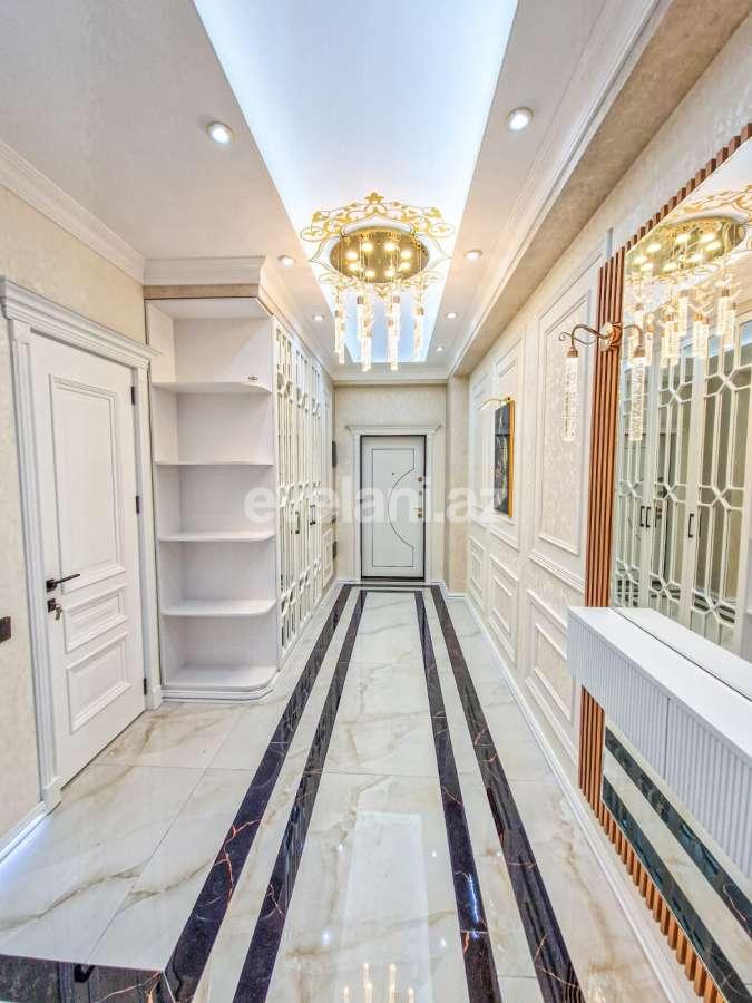 Satılır, yeni tikili, 3 otaqlı, 130 m², Bakı, Nizami r, Qara Qarayev m.