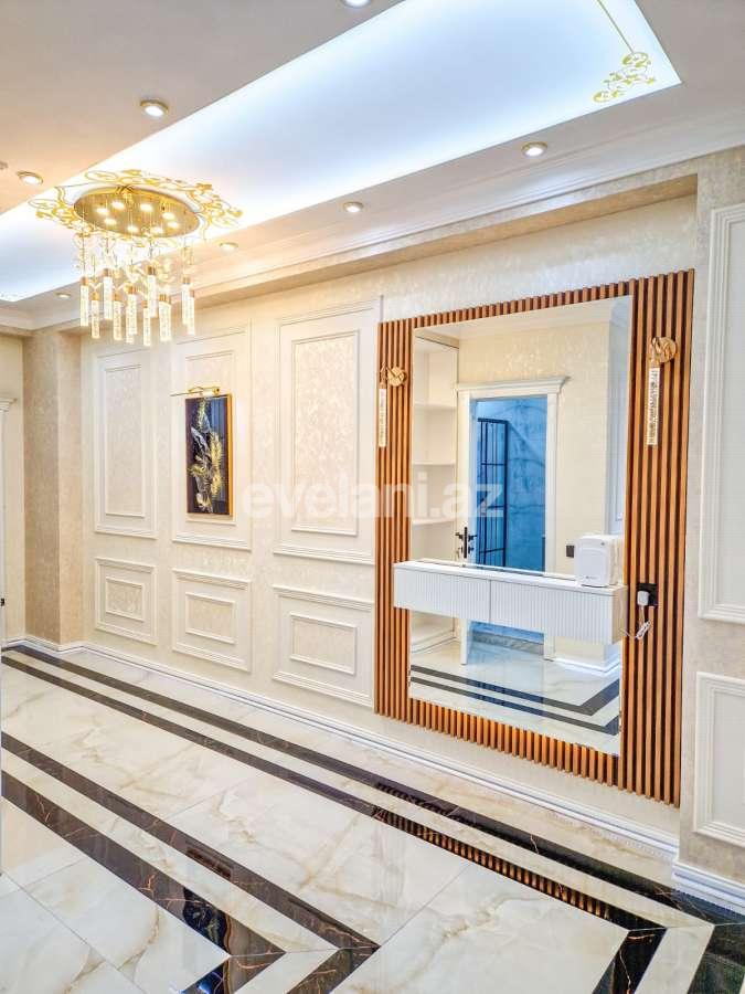 Satılır, yeni tikili, 3 otaqlı, 130 m², Bakı, Nizami r, Qara Qarayev m.