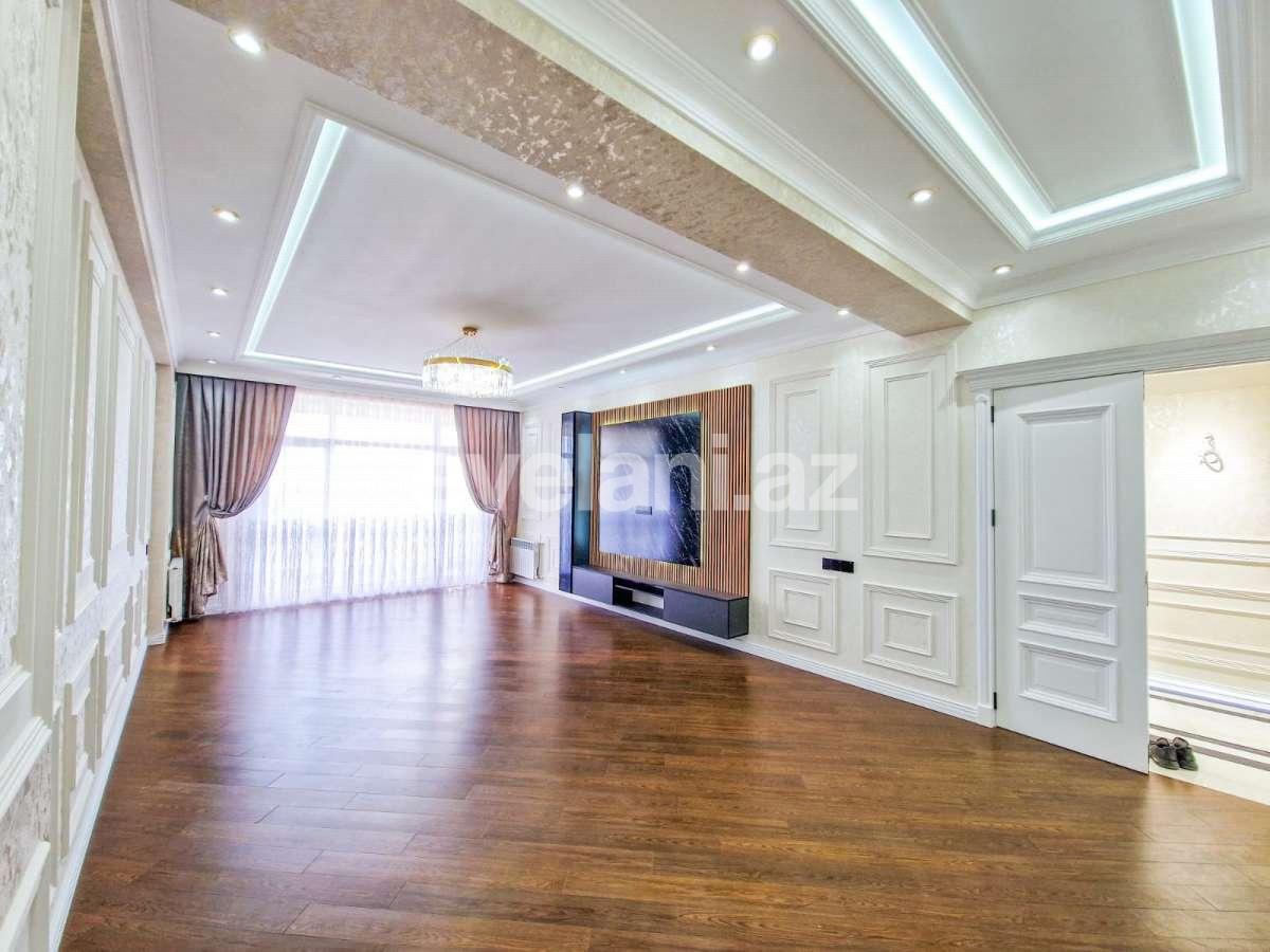 Satılır, yeni tikili, 3 otaqlı, 130 m², Bakı, Nizami r, Qara Qarayev m.