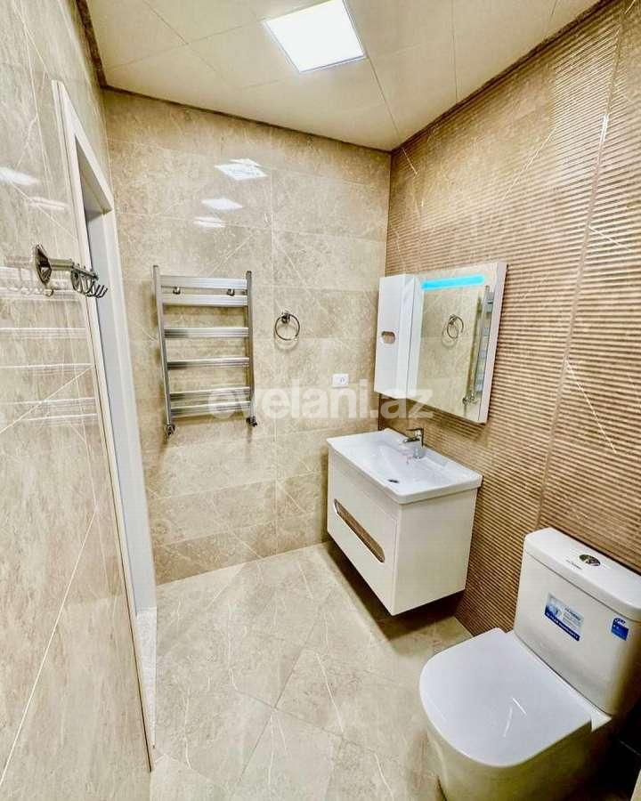 Satılır, yeni tikili, 3 otaqlı, 140 m², Bakı, Nizami r, Qara Qarayev m.