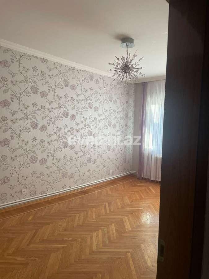 Kirayə verilir, köhnə tikili, 4 otaqlı, 100 m², Bakı, Binəqədi r, Azadlıq prospekti m.