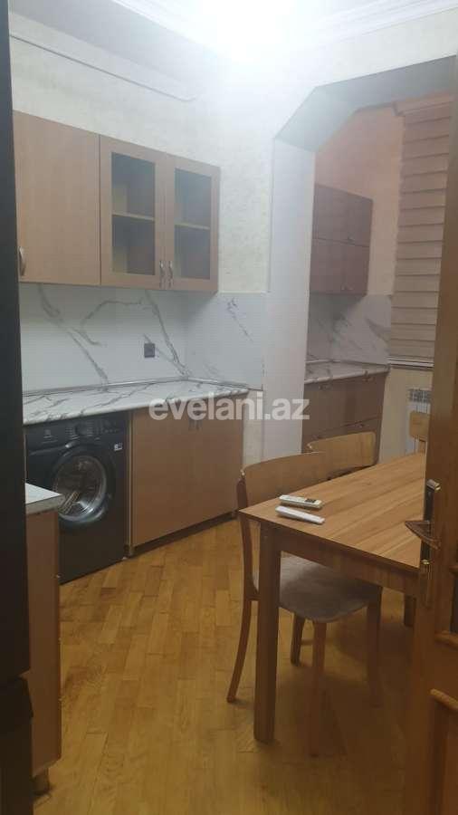 Kirayə verilir, köhnə tikili, 2 otaqlı, 65 m², Bakı, Xətai r, Şah İsmayıl Xətai m.