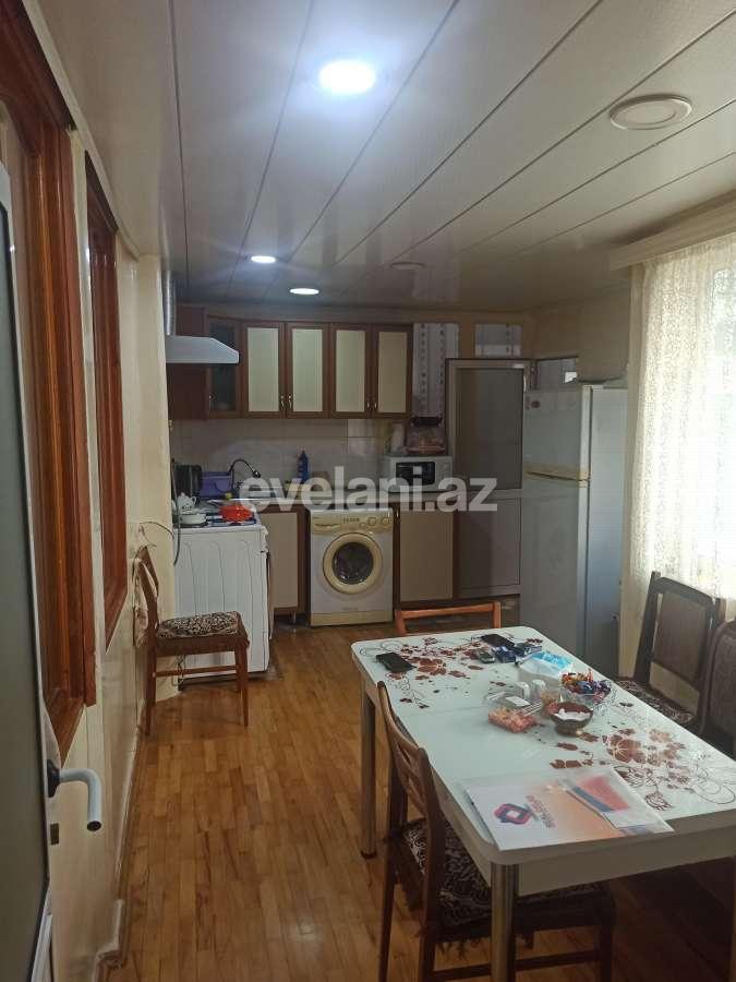Satılır, köhnə tikili, 4 otaqlı, 120 m², Bakı, Səbail r, Sahil m.