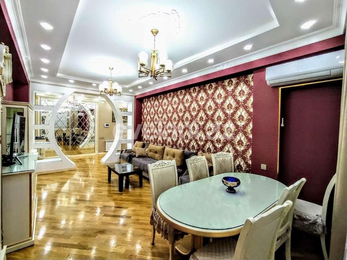 Satılır, yeni tikili, 2 otaqlı, 110 m², Bakı, Nizami r, Neftçilər m.