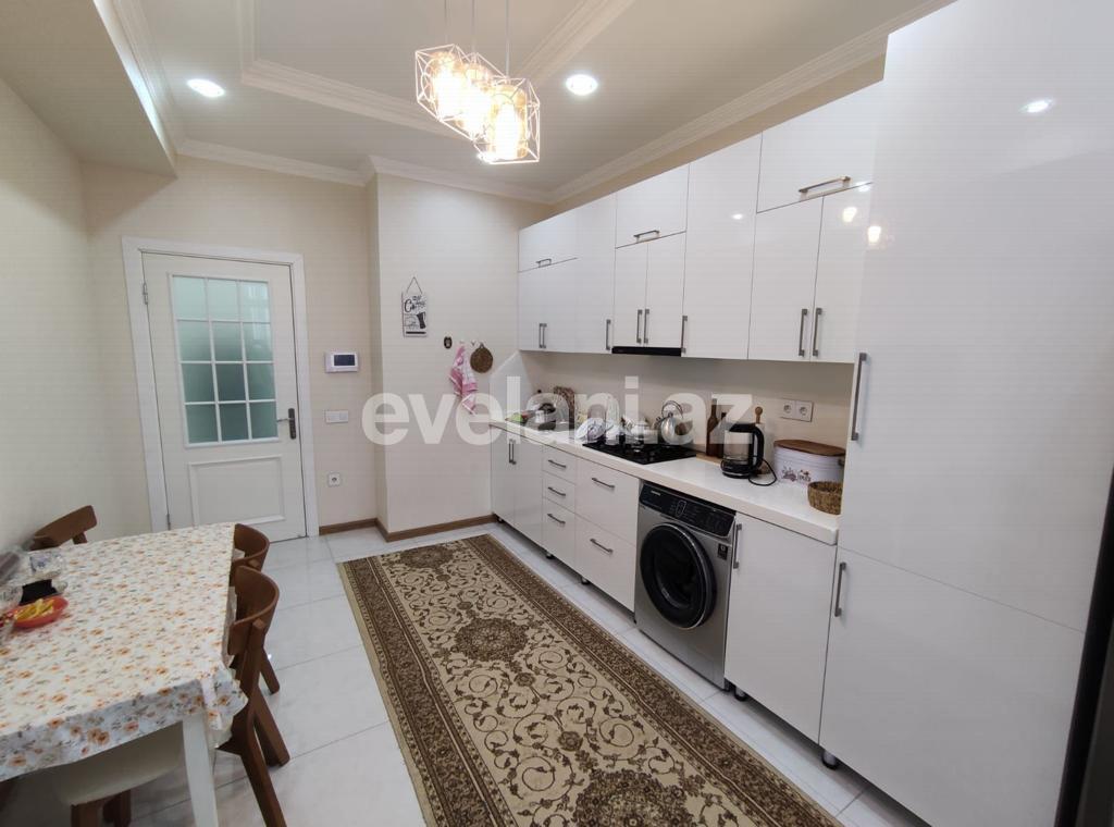 Satılır, yeni tikili, 3 otaqlı, 118 m², Bakı, Nizami r, Qara Qarayev m.