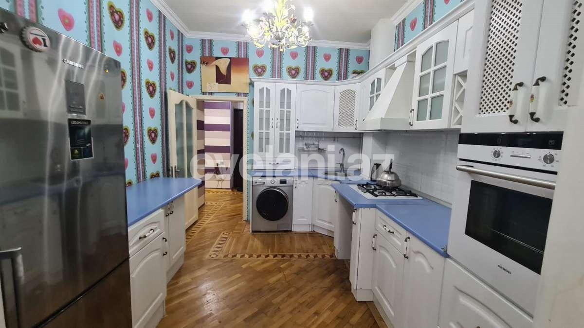 Продаётся, вторичка, 3-комнаты, 100 m², Баку, Насиминский r, 28 мая m.