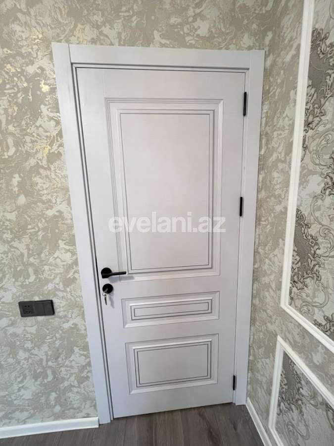 Satılır, köhnə tikili, 2 otaqlı, 46 m², Bakı, Binəqədi r, 8-ci mikrorayon q, Azadlıq prospekti m.
