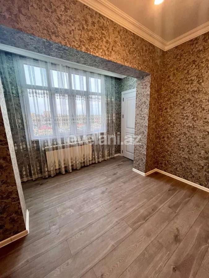Satılır, köhnə tikili, 2 otaqlı, 46 m², Bakı, Binəqədi r, 8-ci mikrorayon q, Azadlıq prospekti m.