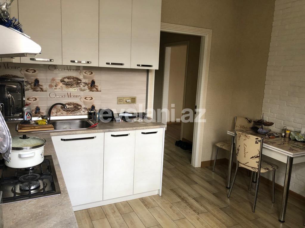 Rent, old building, 2 room, 70 m², Baku, Nasimi r, 28 may m.