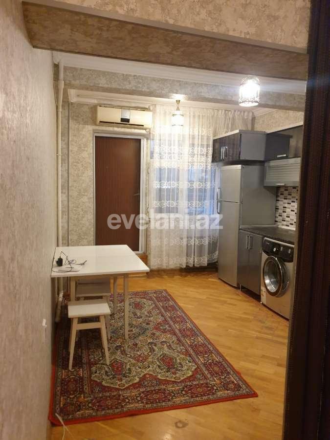 Kirayə verilir, köhnə tikili, 2 otaqlı, 65 m², Bakı, Xətai r, Həzi Aslanov m.