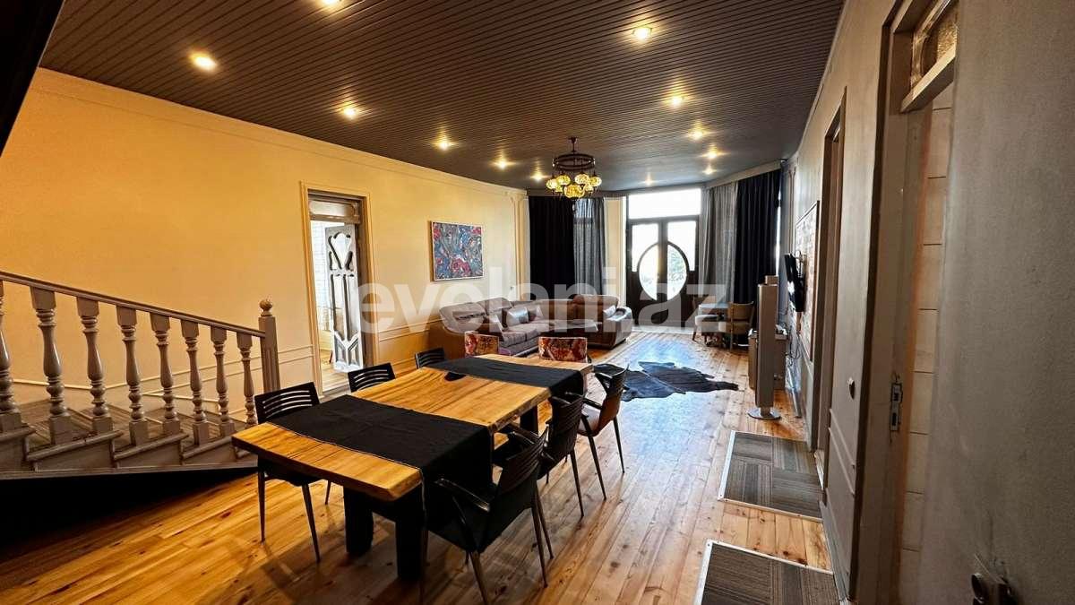 Satılır, həyət evi / bağ, 5 otaqlı, 200 m², Bakı, Xəzər r, Şüvəlan q.