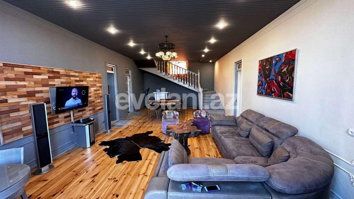 Satılır, həyət evi / bağ, 5 otaqlı, 200 m², Bakı, Xəzər r, Şüvəlan q.