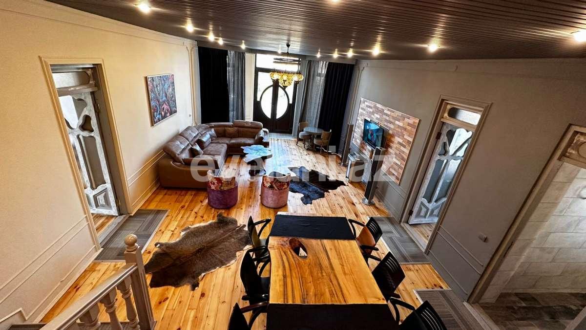 Satılır, həyət evi / bağ, 5 otaqlı, 200 m², Bakı, Xəzər r, Şüvəlan q.