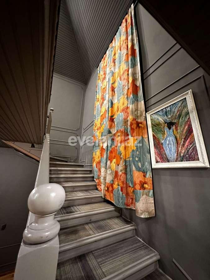 Satılır, həyət evi / bağ, 5 otaqlı, 200 m², Bakı, Xəzər r, Şüvəlan q.