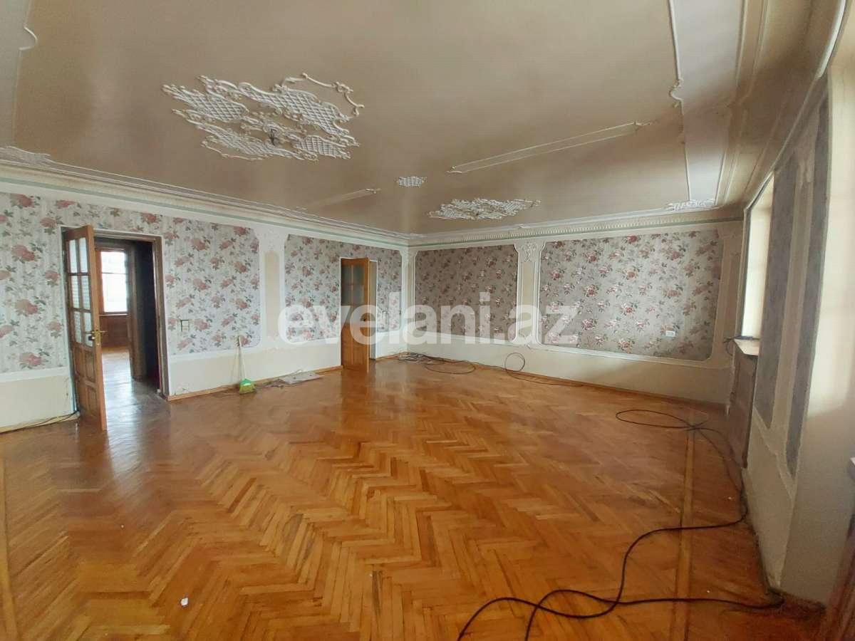 Продаётся, вторичка, 5-комнаты, 120 m², Баку, Низаминский r, Кара Караев m.