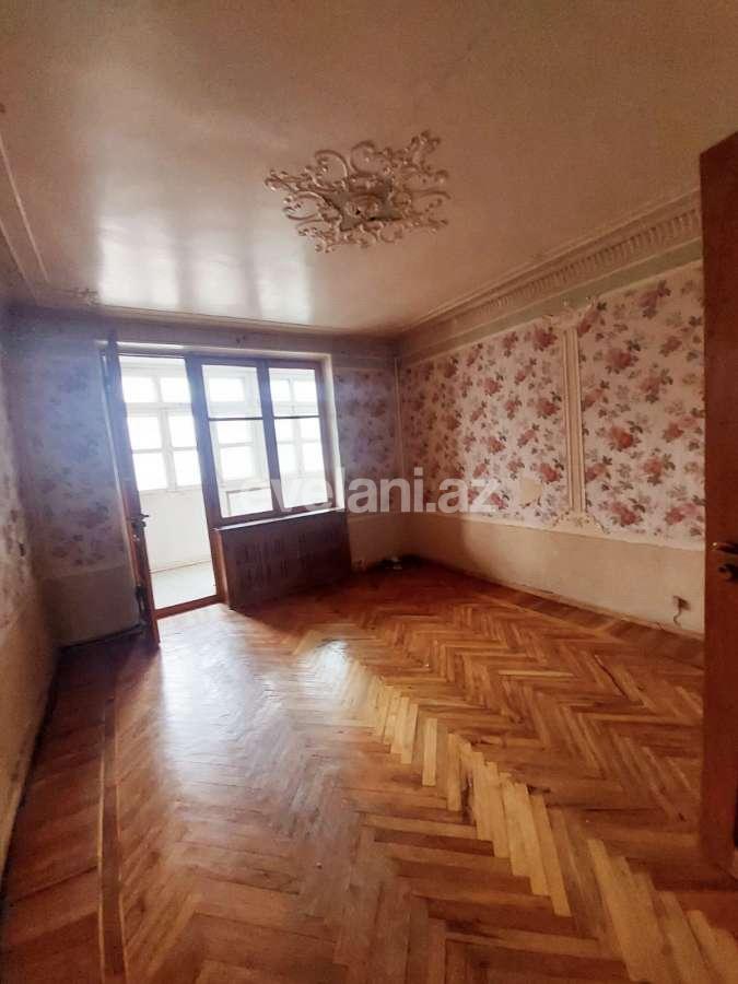 Продаётся, вторичка, 5-комнаты, 120 m², Баку, Низаминский r, Кара Караев m.