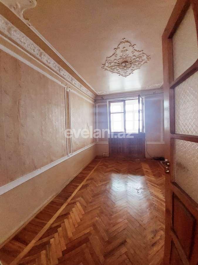 Продаётся, вторичка, 5-комнаты, 120 m², Баку, Низаминский r, Кара Караев m.