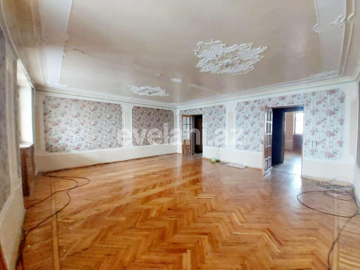 Продаётся, вторичка, 5-комнаты, 120 m², Баку, Низаминский r, Кара Караев m.