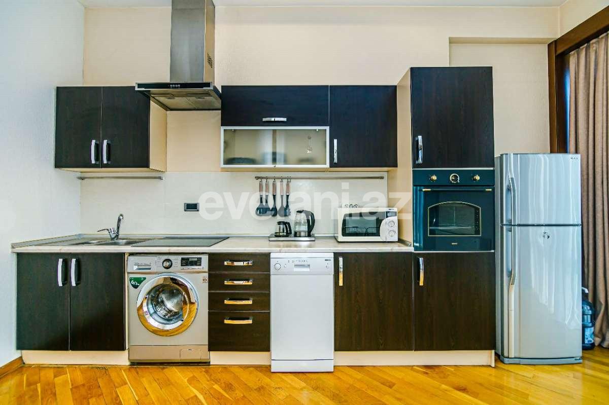 Kirayə verilir, yeni tikili, 3 otaqlı, 120 m², Bakı, Nəsimi r, 28 may m.