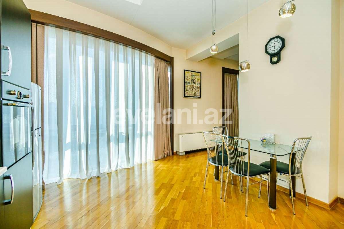 Kirayə verilir, yeni tikili, 3 otaqlı, 120 m², Bakı, Nəsimi r, 28 may m.